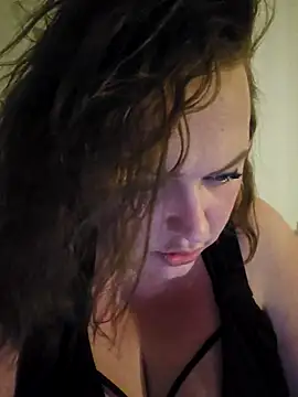 Snapshot of Blondibaby chatting on April 2026 07:34:01 PM Blondibaby online show from April 2026 07:34:01 PM