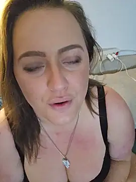 Snapshot of Blondibaby chatting on May 2026 08:38:02 PM Blondibaby online show from May 2026 08:38:02 PM
