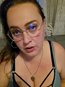 Snapshot of Blondibaby chatting on May 2026 08:14:01 PM Blondibaby online show from May 2026 08:14:01 PM