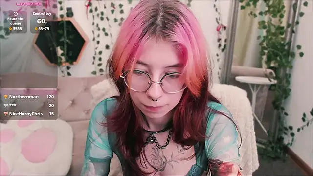 Alice Nyx online show from June 2026 02:24:02 AM