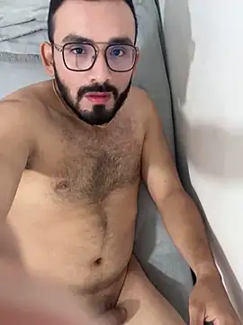 Snapshot of big_bearman chatting on April 2026 03:10:02 AM big bearman online show from April 2026 03:10:02 AM