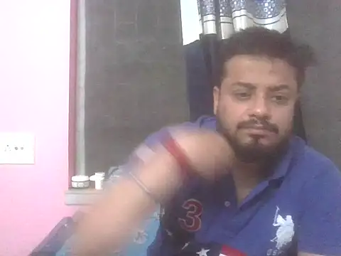 hotboyl6969 online show from April 2026 09:01:01 PM