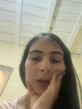 Snapshot of Princesa13 chatting on April 2026 01:38:02 PM Princesa13 online show from April 2026 01:38:02 PM