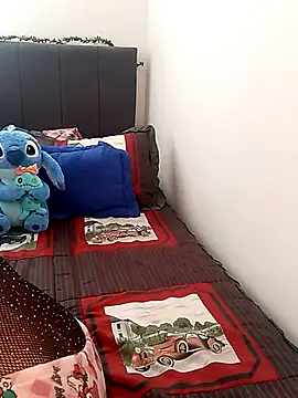 Snapshot of kitsune_nyoko chatting on April 2026 08:13:02 PM kitsune nyoko online show from April 2026 08:13:02 PM