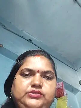 Snapshot of Desi_hot_bhabhi01 chatting on May 2026 06:19:02 AM Desi hot bhabhi01 online show from May 2026 06:19:02 AM
