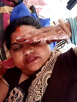 Snapshot of Desi_hot_bhabhi01 chatting on May 2026 08:32:01 AM Desi hot bhabhi01 online show from May 2026 08:32:01 AM