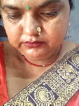 Snapshot of Desi_hot_bhabhi01 chatting on July 2026 08:39:02 AM Desi hot bhabhi01 online show from July 2026 08:39:02 AM