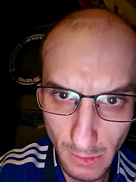 Snapshot of UpbeatXiphias chatting on April 2026 04:22:01 PM UpbeatXiphias online show from April 2026 04:22:01 PM