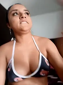 Valentina Narvaez online show from April 2026 07:59:01 PM