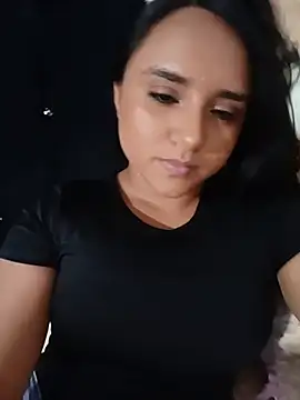 Snapshot of Valentina_Narvaez chatting on May 2026 10:22:02 PM Valentina Narvaez online show from May 2026 10:22:02 PM