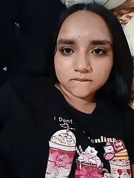 Snapshot of Valentina_Narvaez chatting on June 2026 07:35:01 PM Valentina Narvaez online show from June 2026 07:35:01 PM