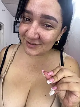 Fresita-12 online show from May 2026 02:49:01 AM