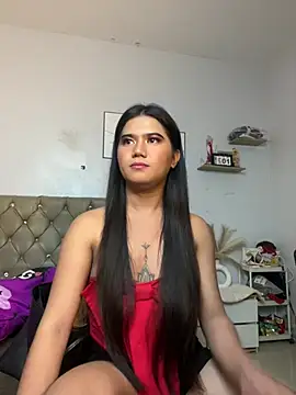 Snapshot of JassmineLove chatting on April 2026 04:33:01 PM JassmineLove online show from April 2026 04:33:01 PM