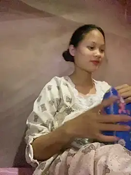 Snapshot of __Sunflower__ chatting on April 2026 12:49:02 AM Sunflower online show from April 2026 12:49:02 AM