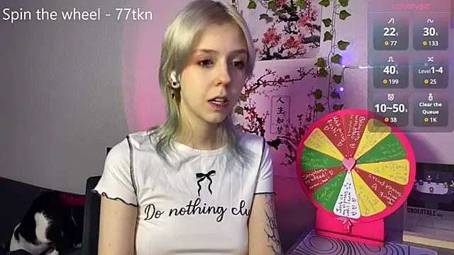 LunaBless online show from May 2026 09:34:02 PM