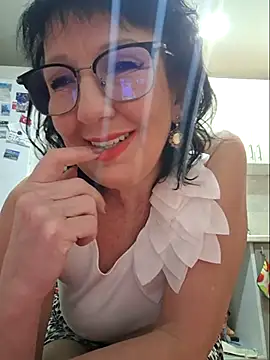 LaliaMia online show from December 2025 02:10:02 AM