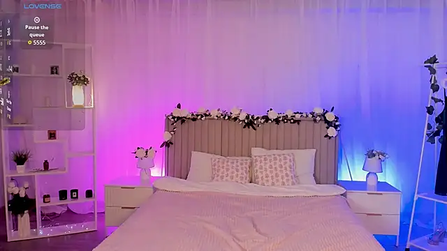 LisaAris online show from June 2026 02:53:01 AM