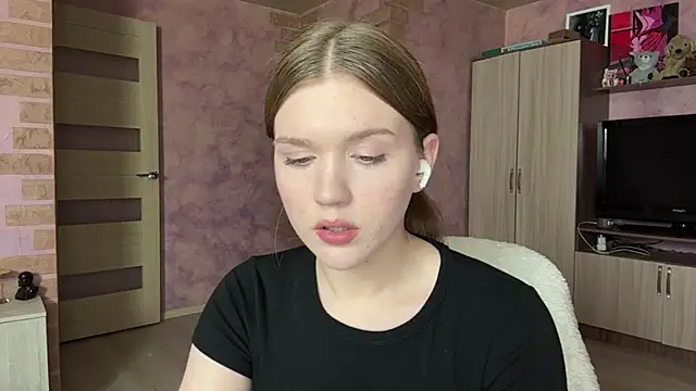 DorotaMeowtTo online show from May 2026 10:29:01 PM