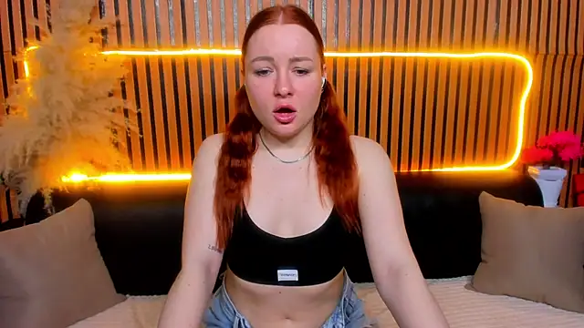 AlyaMe online show from May 2026 11:01:04 PM