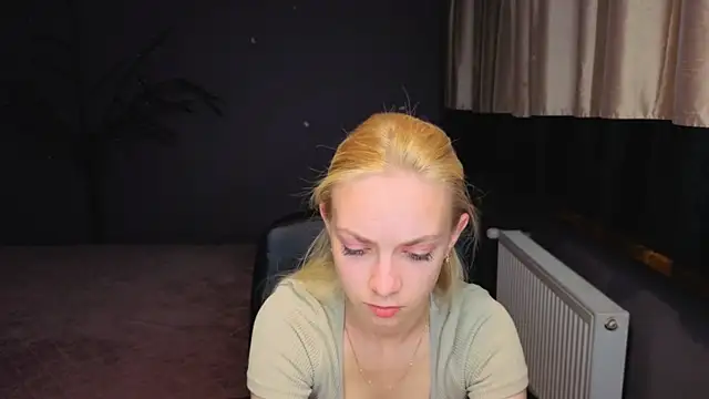 Snapshot of SonnySofia chatting on May 2026 05:40:01 PM SonnySofia online show from May 2026 05:40:01 PM