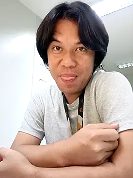 Snapshot of akiramoore chatting on June 2026 02:13:02 AM akiramoore online show from June 2026 02:13:02 AM
