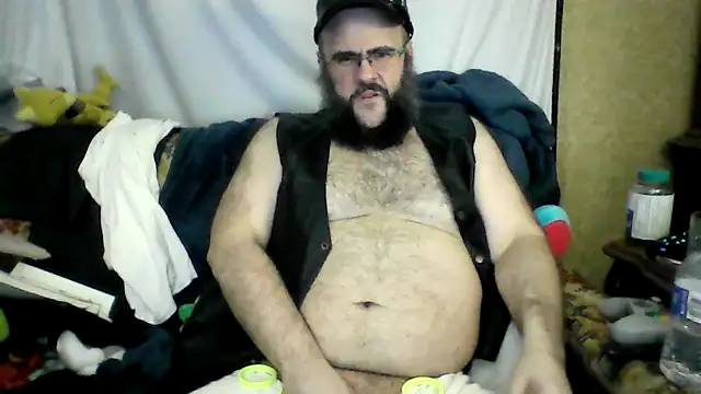 BriTheTopBear online show from May 2026 12:52:02 AM