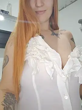 Snapshot of LeonaFox chatting on July 2026 06:34:02 PM LeonaFox online show from July 2026 06:34:02 PM