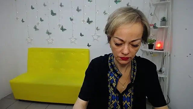 Snapshot of NikaMayu chatting on May 2026 05:14:01 AM NikaMayu online show from May 2026 05:14:01 AM