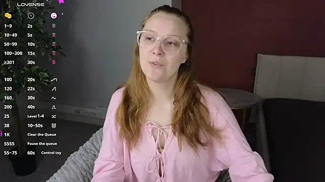 JessieWayy online show from May 2026 01:12:01 AM
