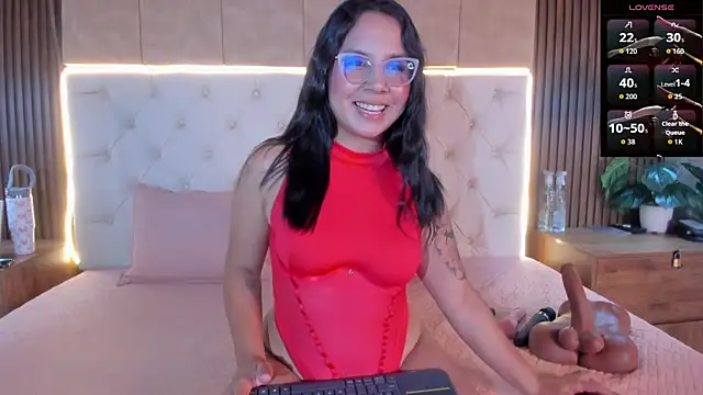 Amelia Rossetti online show from May 2026 11:29:01 AM