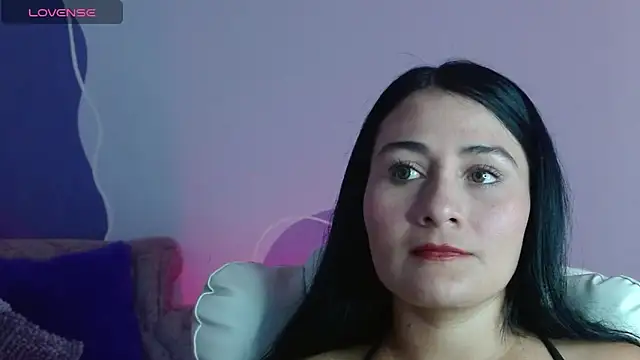 Snapshot of emilylondon_22 chatting on April 2026 01:22:02 PM emilylondon 22 online show from April 2026 01:22:02 PM