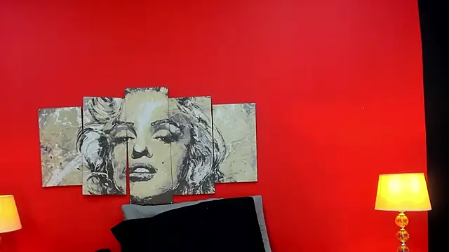 LucianaMadura1 online show from April 2026 06:20:01 PM
