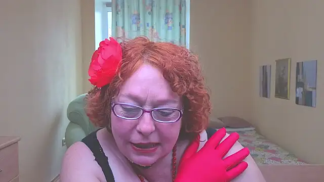 Snapshot of Fara_Flutte chatting on April 2026 06:16:02 AM Fara Flutte online show from April 2026 06:16:02 AM