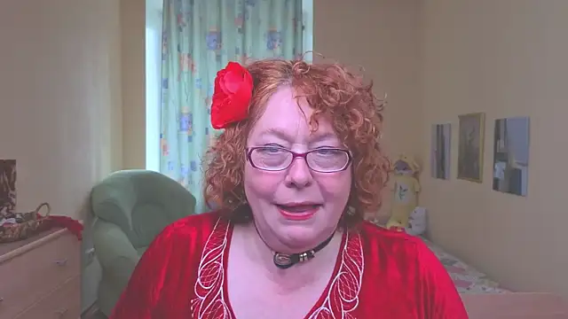 Snapshot of Fara_Flutte chatting on May 2026 07:58:02 AM Fara Flutte online show from May 2026 07:58:02 AM