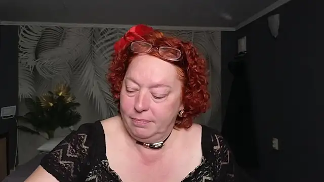 Snapshot of Fara_Flutte chatting on May 2026 05:25:01 AM Fara Flutte online show from May 2026 05:25:01 AM