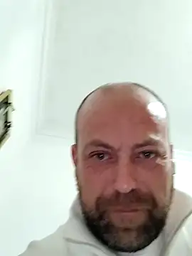 dkay80 online show from April 2026 10:44:01 PM