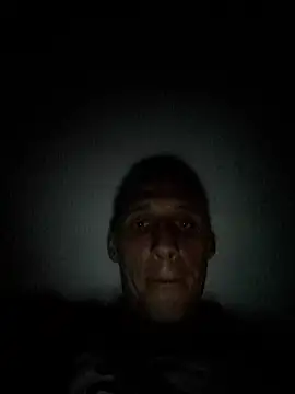 Aleksander199595 online show from April 2026 03:51:02 AM