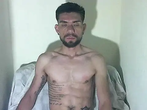 Snapshot of thomas2wood chatting on July 2026 02:59:02 AM thomas2wood online show from July 2026 02:59:02 AM