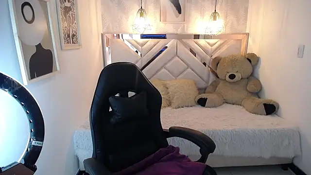 ahmy  online show from May 2026 07:43:02 PM