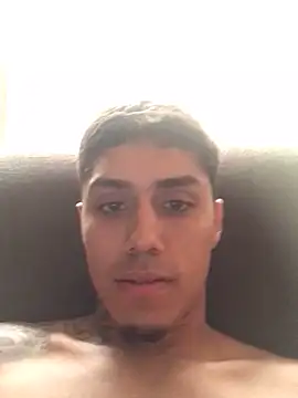 mauriciosouza02 online show from April 2026 08:53:01 PM