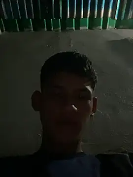 Snapshot of chicocalo chatting on April 2026 12:55:02 AM chicocalo online show from April 2026 12:55:02 AM