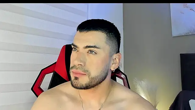 Alexander Diazz online show from April 2026 02:14:02 PM