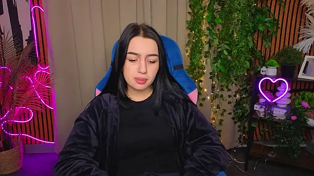 Snapshot of MargaretParker chatting on April 2026 07:13:02 AM MargaretParker online show from April 2026 07:13:02 AM