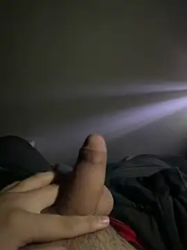 Snapshot of Chieff12 chatting on April 2026 10:14:02 PM Chieff12 online show from April 2026 10:14:02 PM