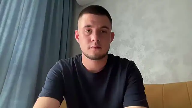 Snapshot of Viktor348 chatting on April 2026 01:22:02 PM Viktor348 online show from April 2026 01:22:02 PM