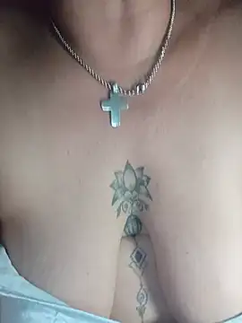 Carolinamascara online show from May 2026 03:04:02 AM