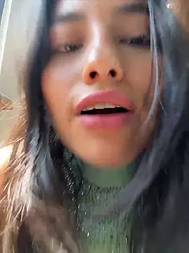 VioletRousee online show from June 2026 04:09:02 PM