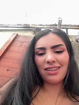 Snapshot of Kloe_zaf chatting on April 2026 09:39:33 PM Kloe zaf online show from April 2026 09:39:33 PM