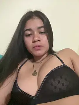 Snapshot of Kloe_zaf chatting on May 2026 06:42:02 AM Kloe zaf online show from May 2026 06:42:02 AM