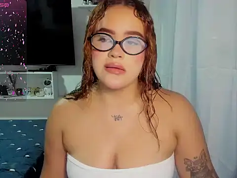 Snapshot of Sabrina_Darkness chatting on July 2026 12:57:01 AM Sabrina Darkness online show from July 2026 12:57:01 AM